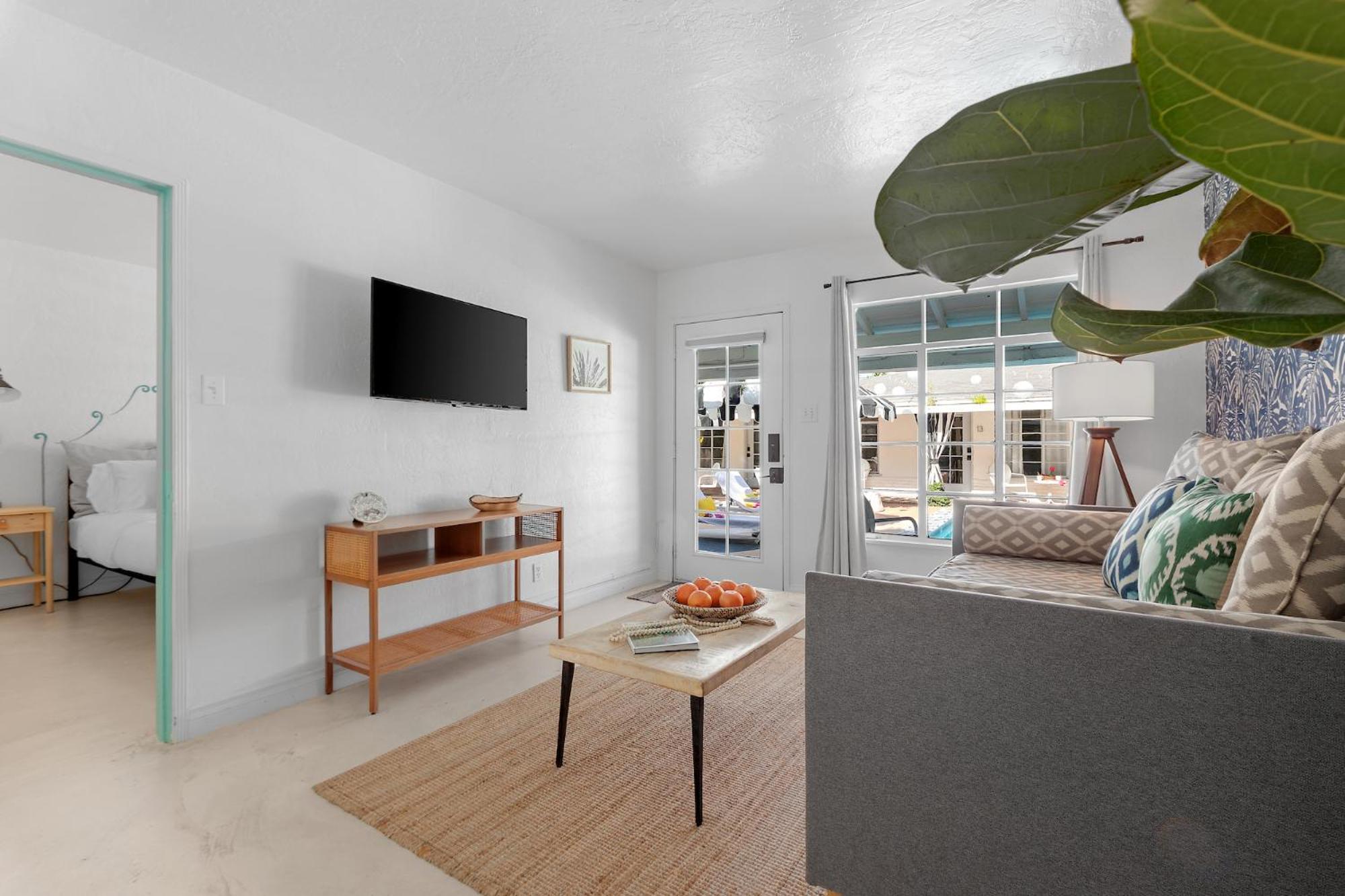 Spirit Of Sofia Hotel Palm Springs Bagian luar foto
