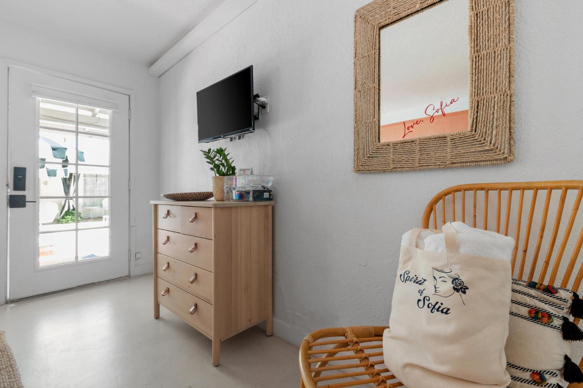 Spirit Of Sofia Hotel Palm Springs Bagian luar foto