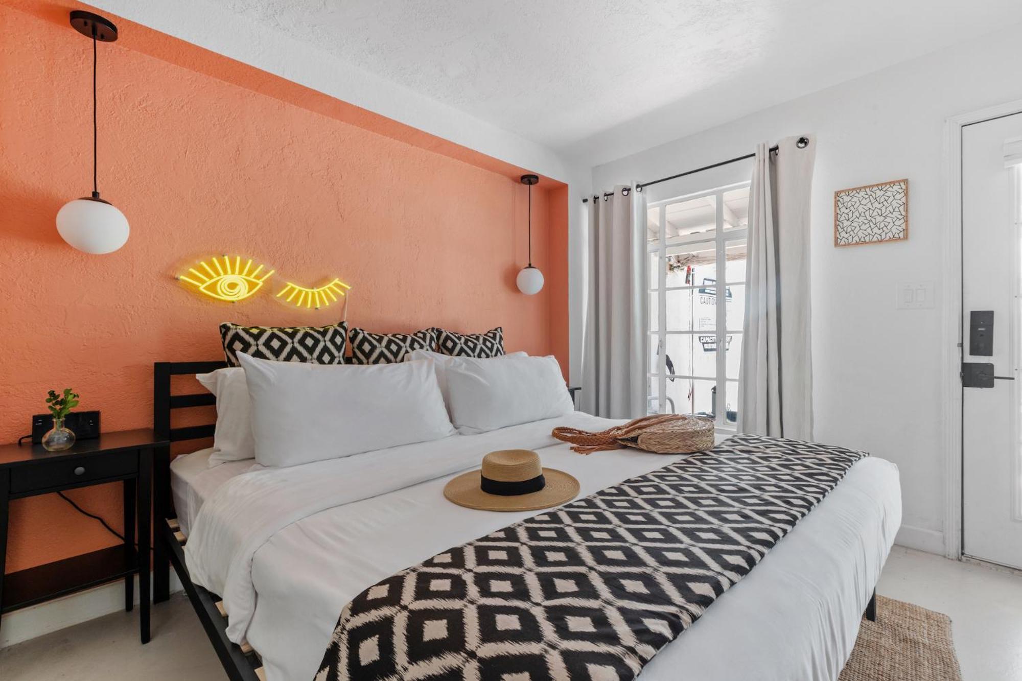 Spirit Of Sofia Hotel Palm Springs Bagian luar foto