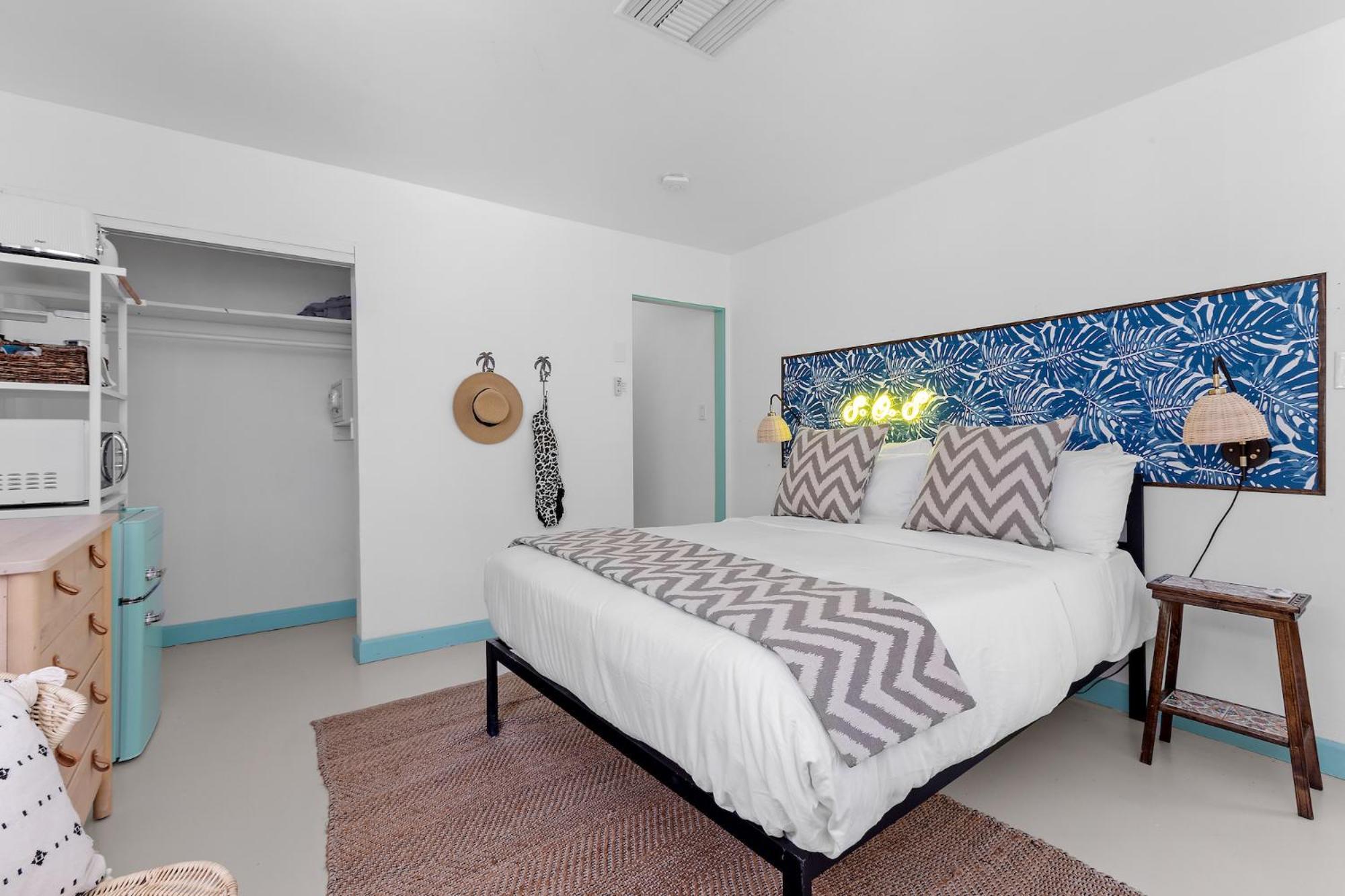 Spirit Of Sofia Hotel Palm Springs Bagian luar foto