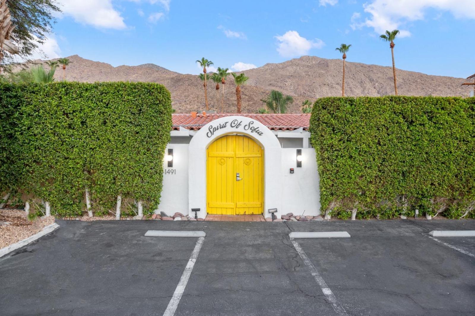 Spirit Of Sofia Hotel Palm Springs Bagian luar foto